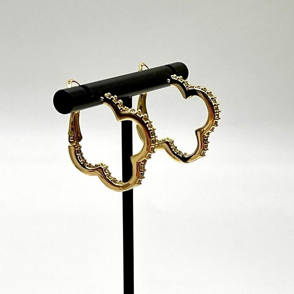 Lisa Freede Diamonique Pave‎ Rhinestone Gold Plated Clover Hoop Earrings NWOT